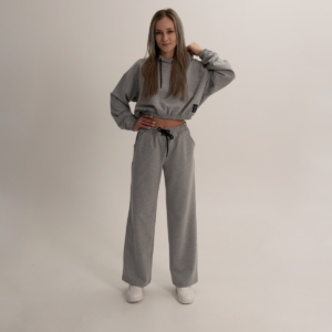 Costum sportiv gri pentru femei